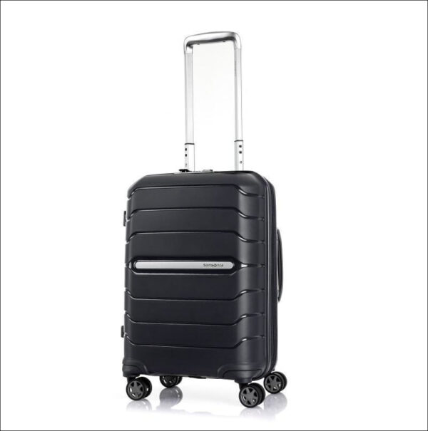 Samsonite New Octolite 2.0 55Cm Small Expandable 4 Wheel Hard Suitcase Black Cabin Friendly
